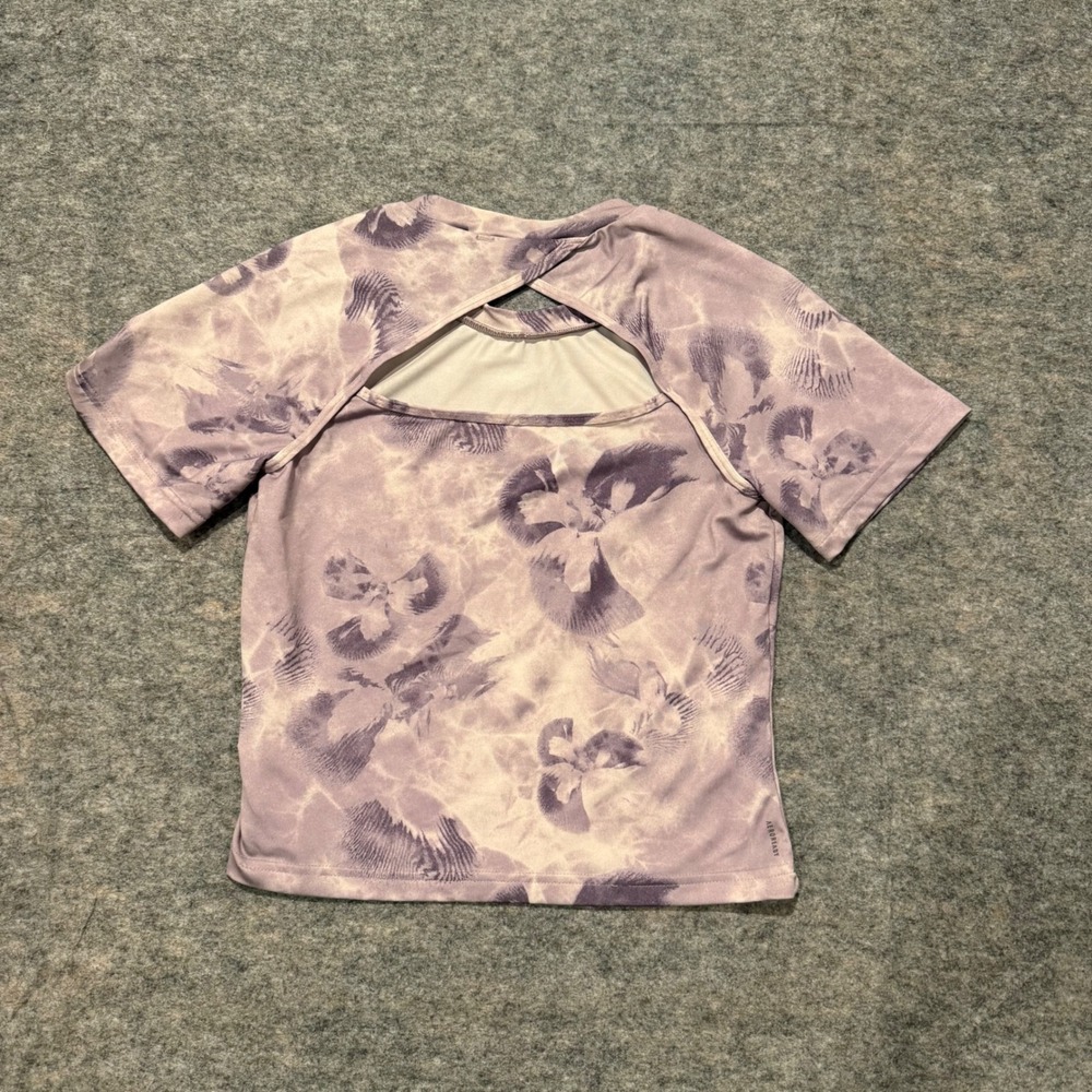 Adidas Floral Open Back Training Tee Womens XS Purple Slim Fit Aeroready Shirt - Picture 2 of 6